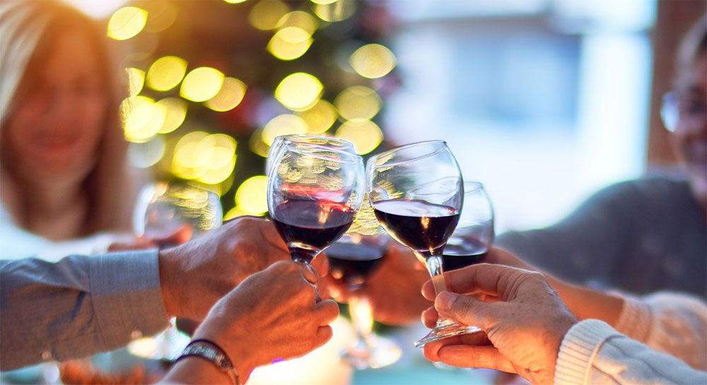 Celebrate Letting Your Large Holiday Home with StayCotswold