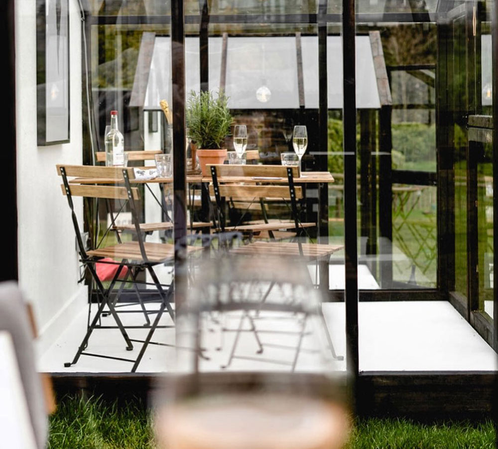 Ten of our Favourite Restaurants with Outdoor Seating in the Cotswolds