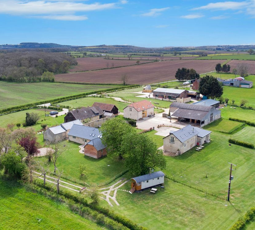 Camden Farm Barns - Faringdon