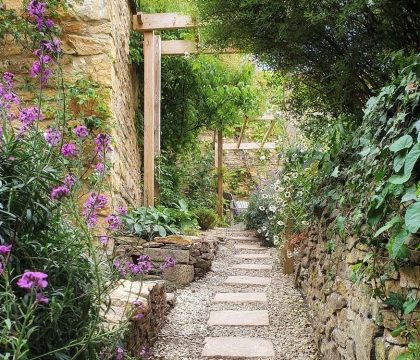 Garden Cottage Gardens - StayCotswold