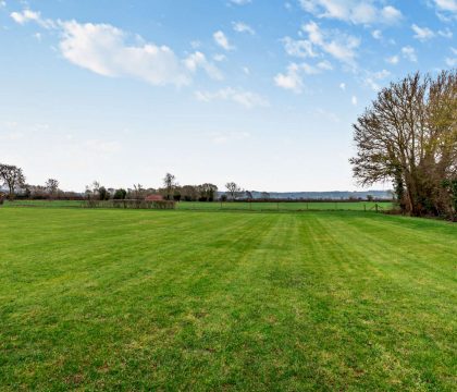 Cotswold Lodge - StayCotswold
