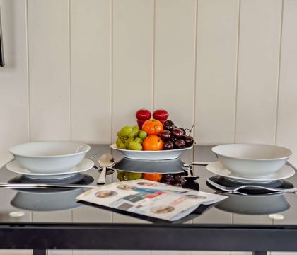 Cotswold Lodge Dining Area - StayCotswold