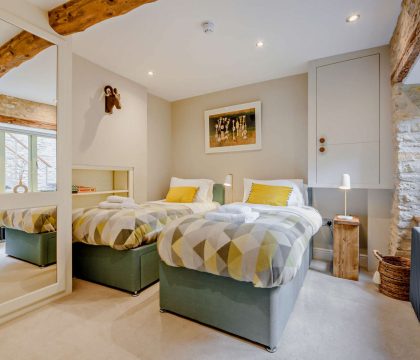 The Old Workshop Bedroom 2 - StayCotswold