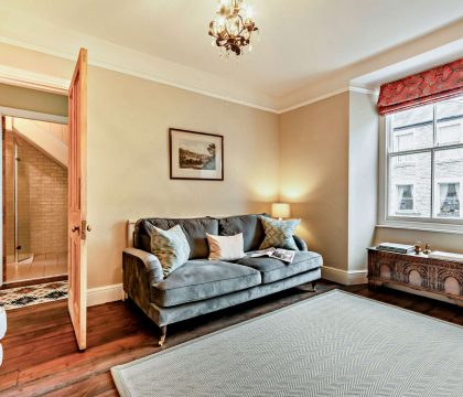 Union Cottage Living Room - StayCotswold