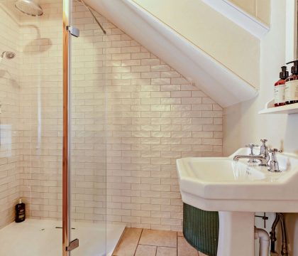 Union Cottage Shower Room - StayCotswold