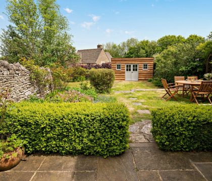 Smuggs Barn Cottage Garden - StayCotswold