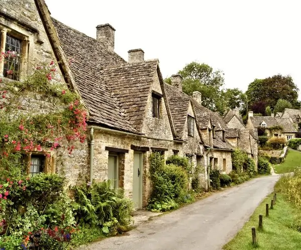 Where are The Cotswolds?