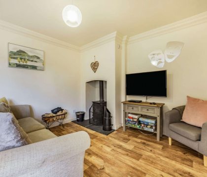 Magnolia Cottage Sitting Room - StayCotswold