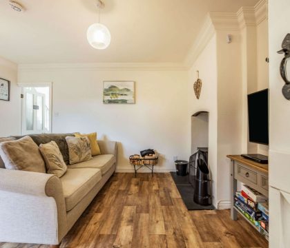Magnolia Cottage Sitting Room - StayCotswold