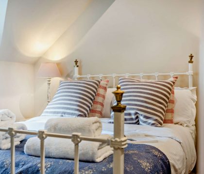 Masters House Master Bedroom - StayCotswold