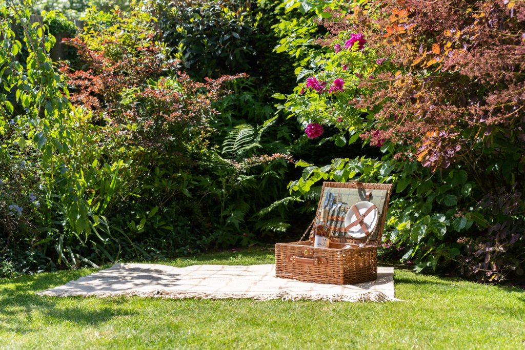 Wood Cottage, 1 Bed Dog Friendly Holiday Cottage in Fairford