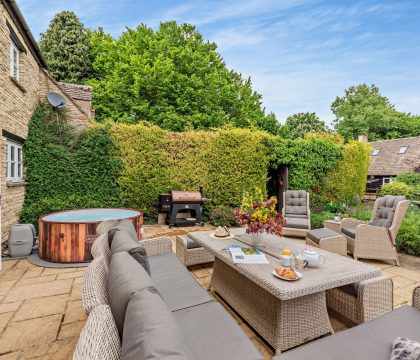 Stonelands - StayCotswold