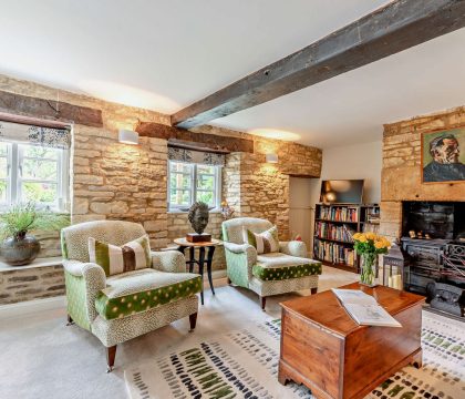 Stonelands Snug - StayCotswold