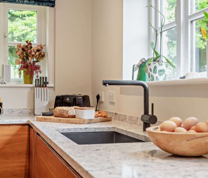 Stonelands Kitchen - StayCotswold