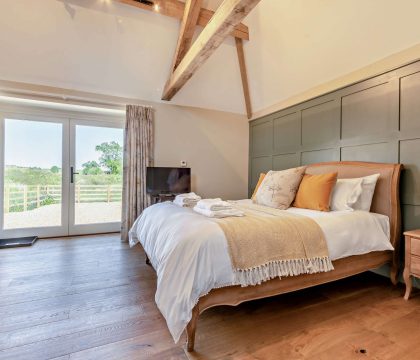 Little Barford Mill Bedroom 4 - StayCotswold