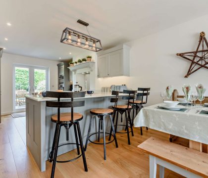 Lulham Kitchen - StayCotswold
