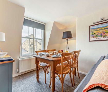 The Nest, Winchcombe Dining Area - StayCotswold