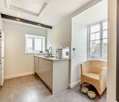 The Nest, Winchcombe Kitchen - StayCotswold