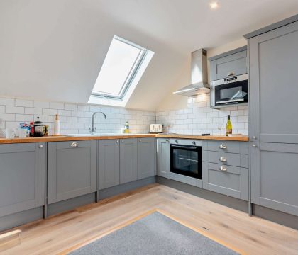 Bear's Court Apartment Kitchen Area - StayCotswold