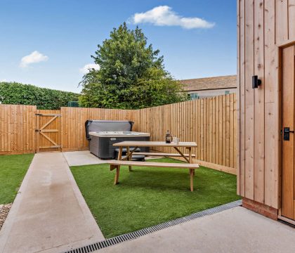 6 Bear's Court  - StayCotswold 