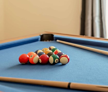 6 Bear's Court Games Room - StayCotswold 