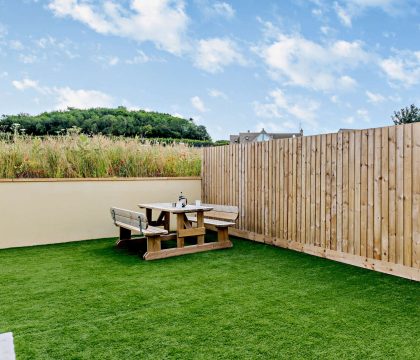 3 Bear's Court Garden - StayCotswold