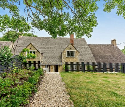 Brook Cottage Garden - StayCotswolds 