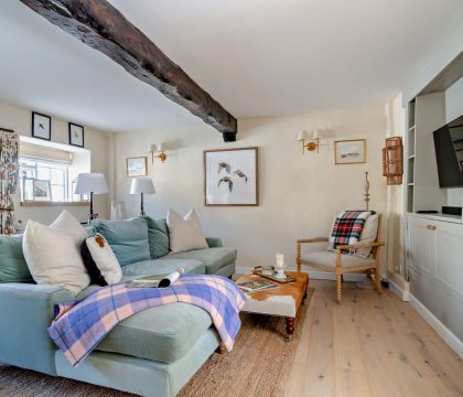Cub Cottage Sitting Room - StayCotswold