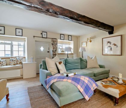 Cub Cottage Sitting Room - StayCotswold
