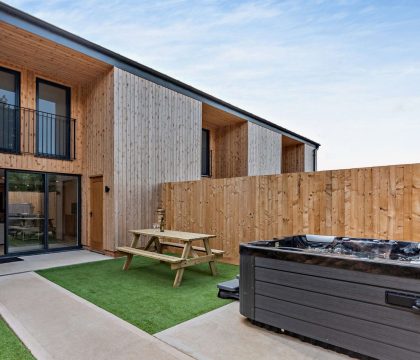 7 Bear's Court - StayCotswold 