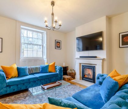 Milton House Reception Room - StayCotswold 