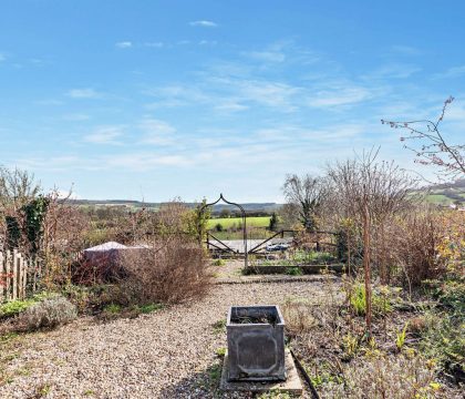 Pyatt's Pad Garden - StayCotswold