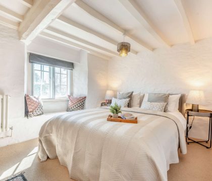 The Bakehouse Bedroom 2 - StayCotswold