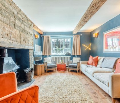 The Bakehouse Living Room - StayCotswold