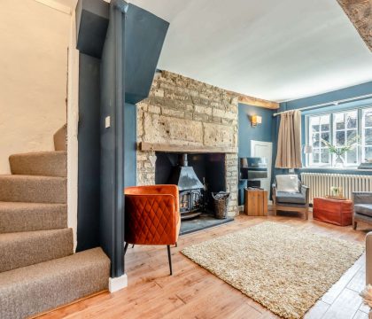 The Bakehouse Sitting Room - StayCotswold