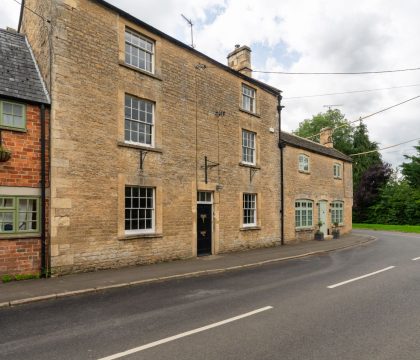 Milton House - StayCotswold 