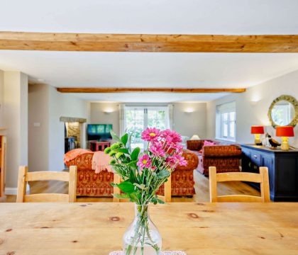 Burghfield Cottage Dining Area - StayCotswold