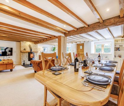 The Old Post Office Dining Room - StayCotswold