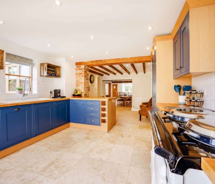 The Old Post Office Kitchen - StayCotswold