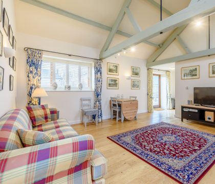 Coursehill Barn Annex Living Area - StayCotswold