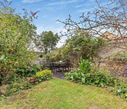 Fleur de Lys Garden - StayCotswold 