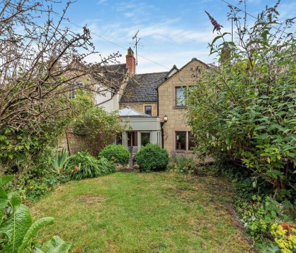 Fleur de Lys Garden - StayCotswold 