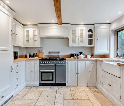 Fleur de Lys Kitchen - StayCotswold 