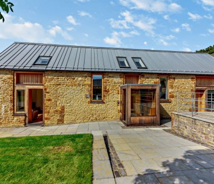 Elm Barn - StayCotswold