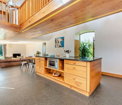 Elm Barn Kitchen - StayCotswold