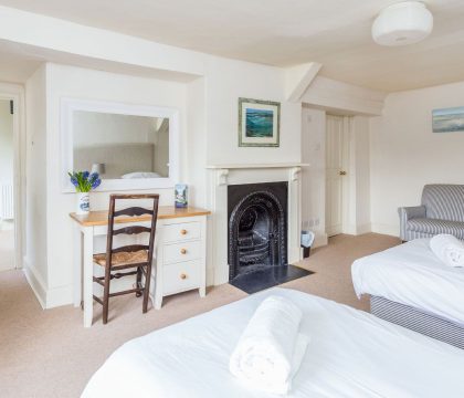 Old Brewery House Bedroom - StayCotswold