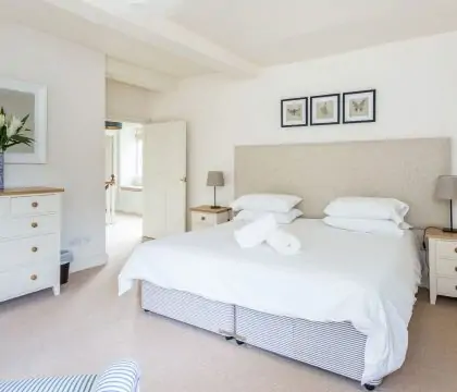 Old Brewery House Bedroom - StayCotswold