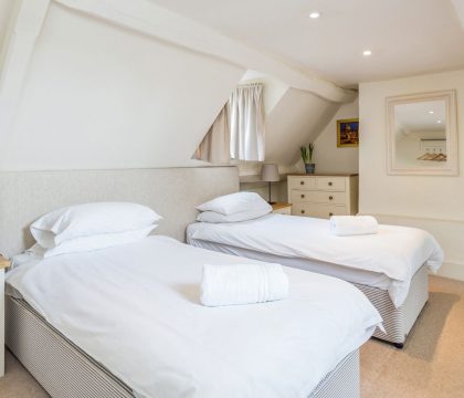 Old Brewery House Bedroom - StayCotswold