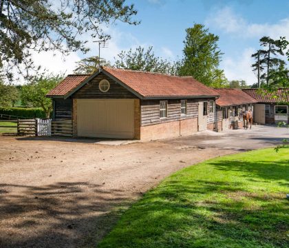 Orchard Cottage External - StayCotswold