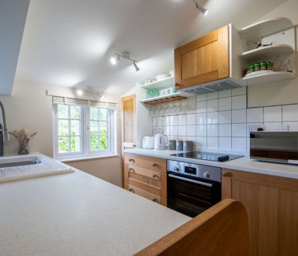 Slade Stables Kitchen - StayCotswold